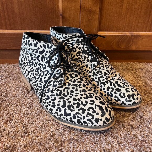 JC Black and White Leopard Print Ankle Boots 🐆 - Picture 1 of 3